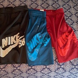 Nike sb shorts set of 3